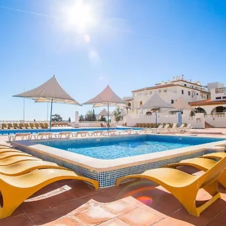 Апартаменты Vista Mar Piscina