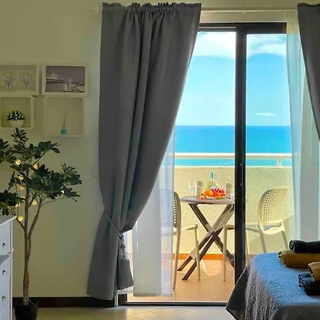 アパート Vista Mar Piscina *