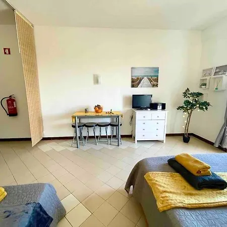 Vista Mar Piscina Appartement *